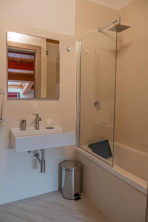 Dimora Del Corso Hotel Rotonda Ngoại thất bức ảnh